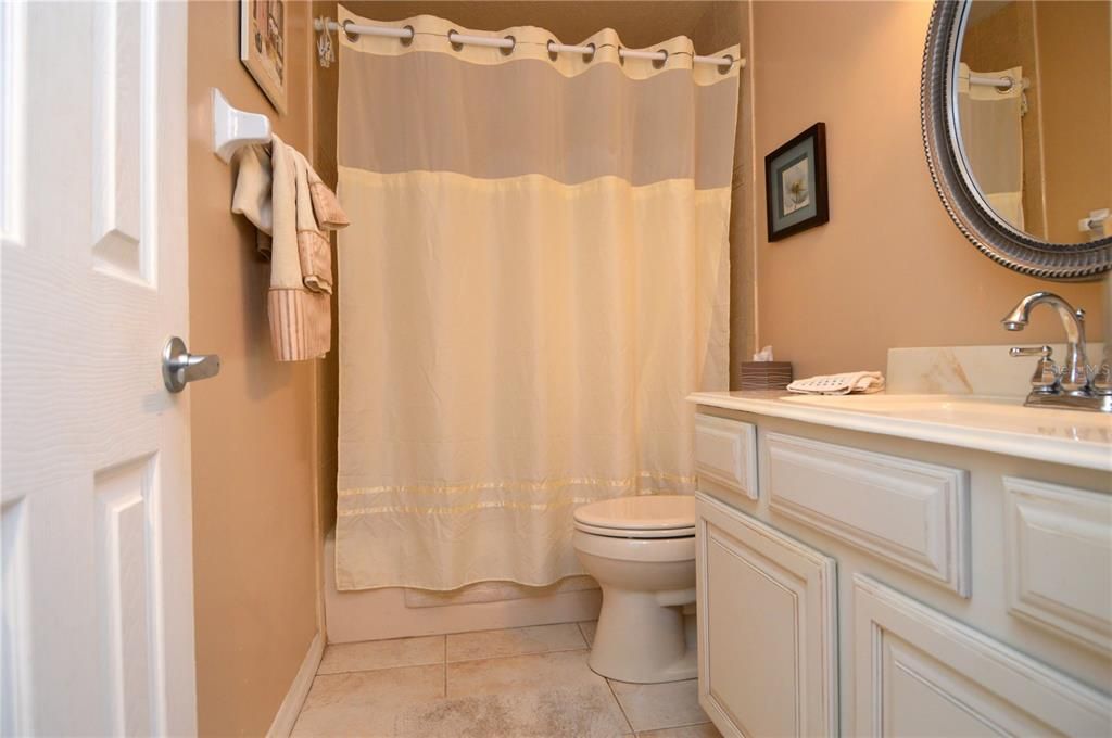 Недавно арендовано: $3,000 (2 спален, 1 ванн, 825 Квадратных фут)