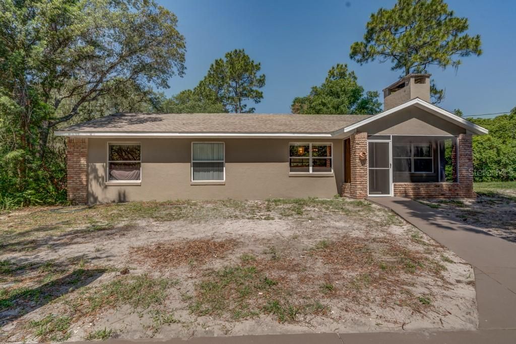 Recently Sold: $349,000 (3 beds, 2 baths, 1300 Square Feet)