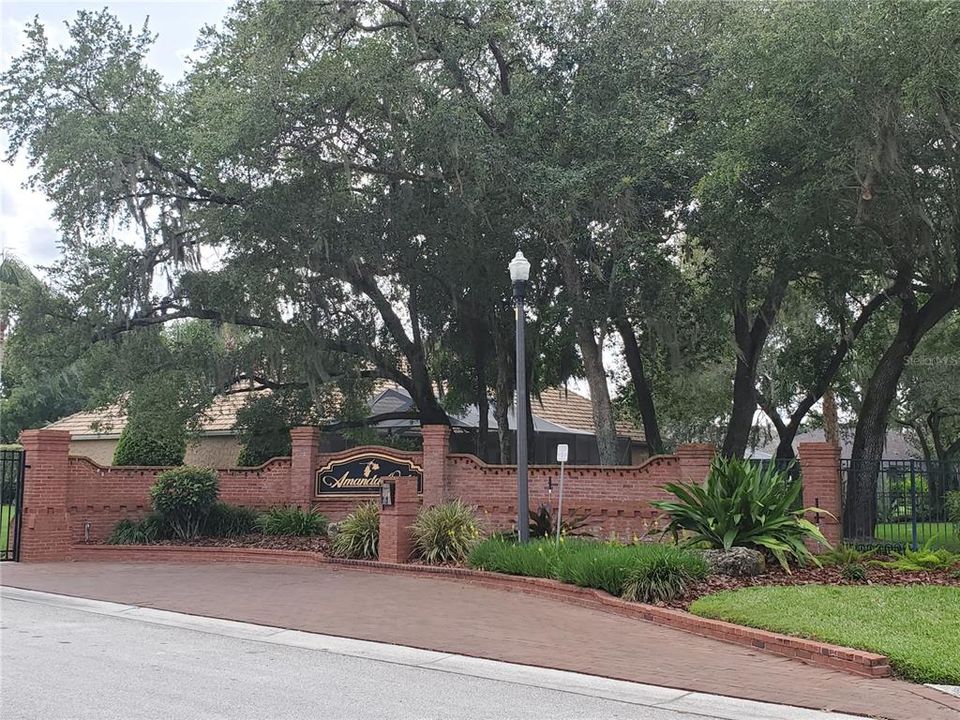 Recently Sold: $500,000 (4 beds, 2 baths, 2542 Square Feet)
