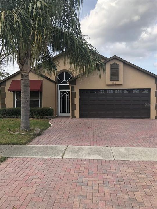 Recently Sold: $345,000 (3 beds, 2 baths, 1575 Square Feet)