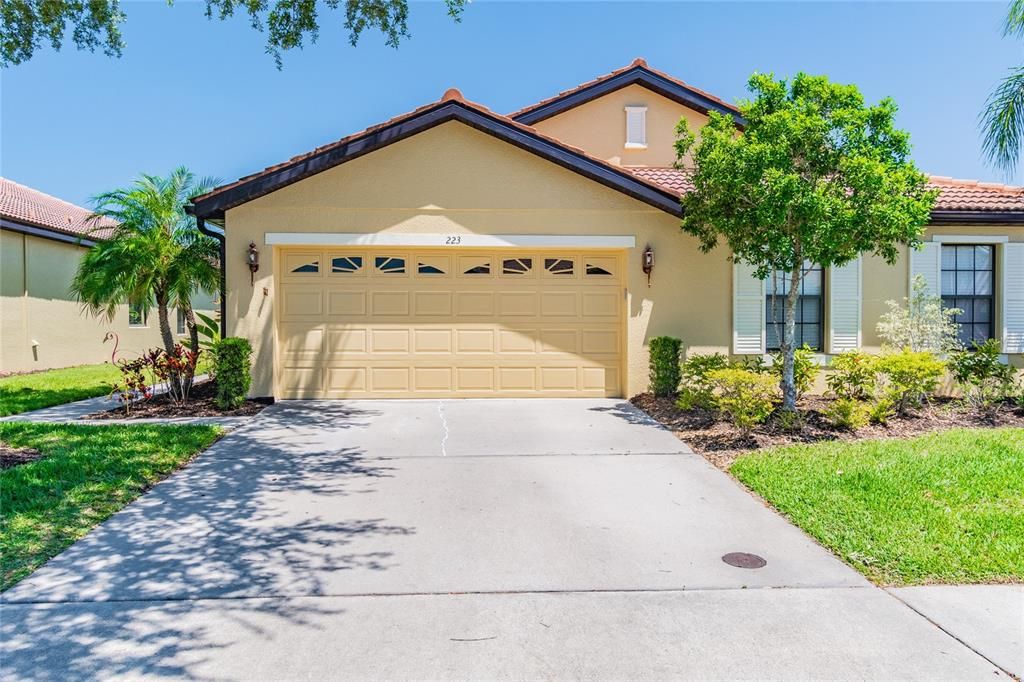 Recently Sold: $249,900 (2 beds, 2 baths, 1393 Square Feet)