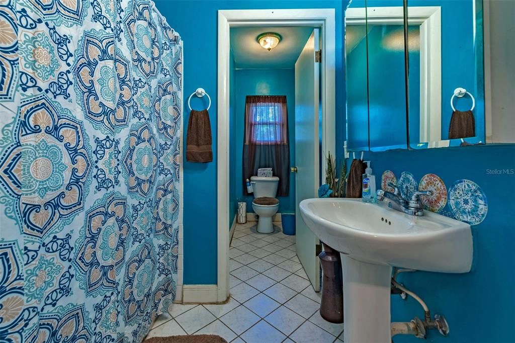 最近售出: $210,000 (3 贝兹, 1 浴室, 1120 平方英尺)