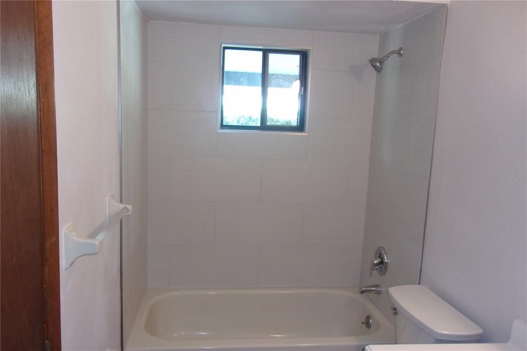 Недавно арендовано: $950 (2 спален, 1 ванн, 864 Квадратных фут)