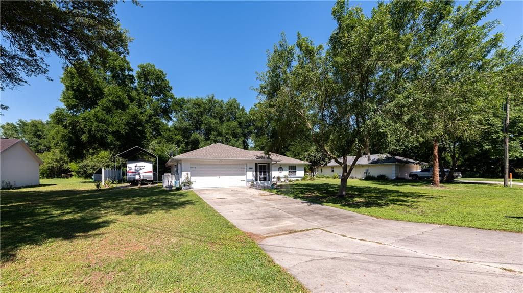 Recently Sold: $195,000 (3 beds, 2 baths, 1362 Square Feet)