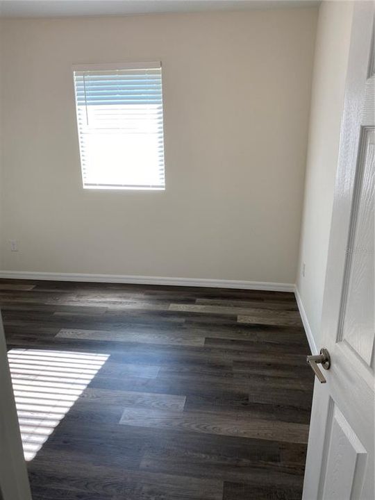 Recently Sold: $250,000 (3 beds, 1 baths, 1306 Square Feet)