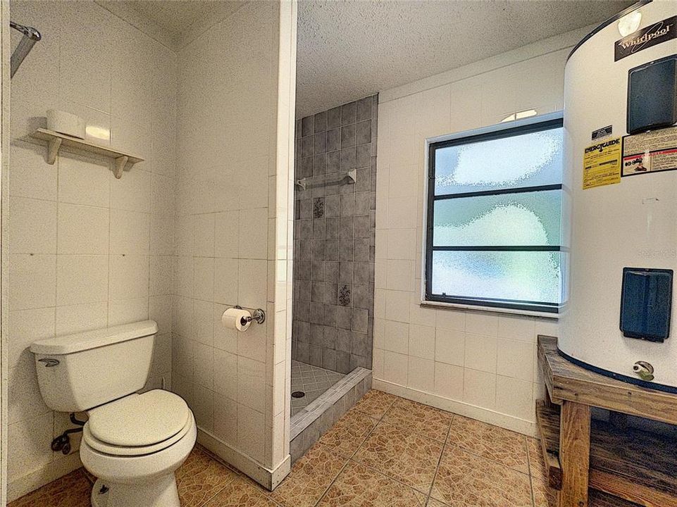最近售出: $699,000 (3 贝兹, 3 浴室, 1596 平方英尺)