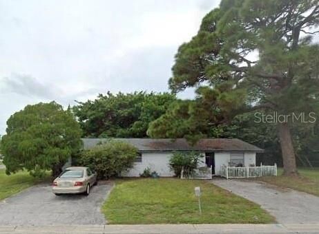 Recently Sold: $180,000 (3 beds, 2 baths, 3016 Square Feet)