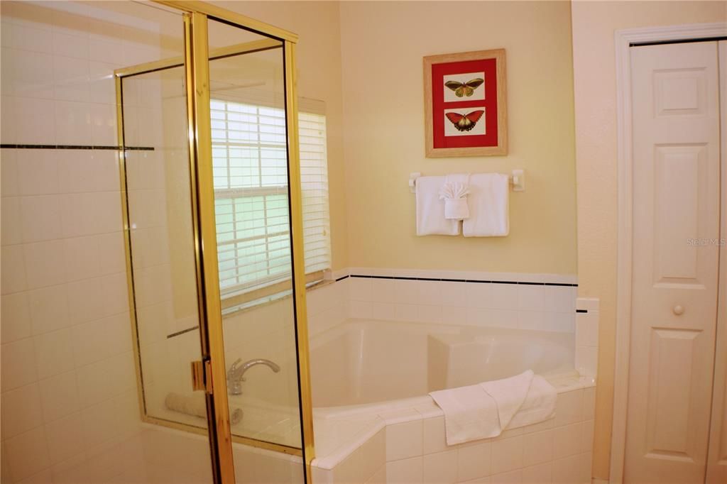 Недавно продано: $135,000 (2 спален, 2 ванн, 1307 Квадратных фут)