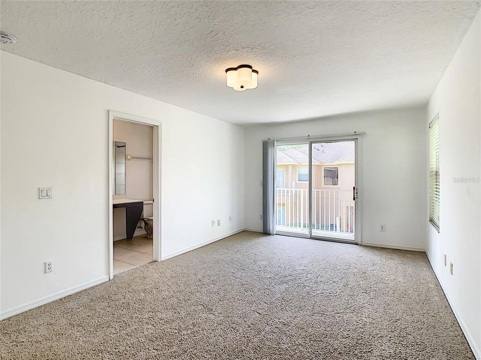 Recently Sold: $225,000 (3 beds, 2 baths, 1409 Square Feet)
