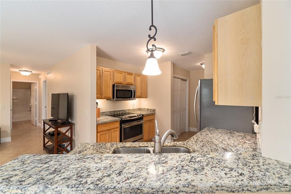 Recently Sold: $226,900 (2 beds, 2 baths, 1188 Square Feet)