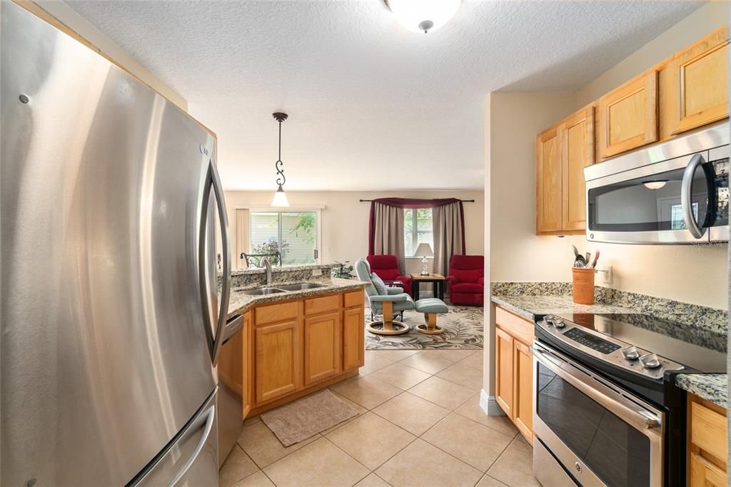 Recently Sold: $226,900 (2 beds, 2 baths, 1188 Square Feet)
