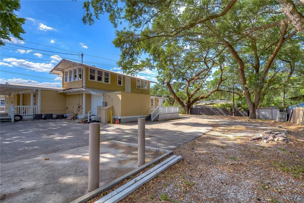 Recently Sold: $595,000 (0 beds, 0 baths, 3798 Square Feet)