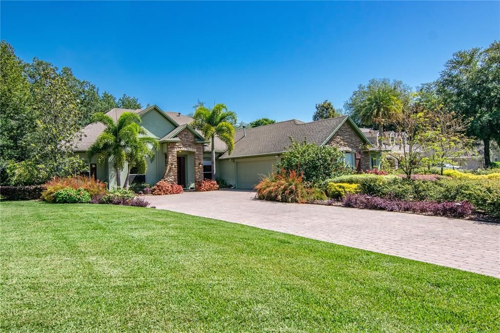 Recently Sold: $700,000 (4 beds, 4 baths, 3952 Square Feet)