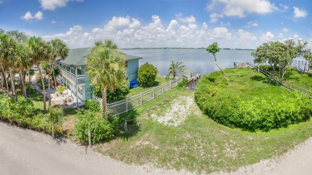 Recently Sold: $325,000 (3 beds, 2 baths, 1536 Square Feet)