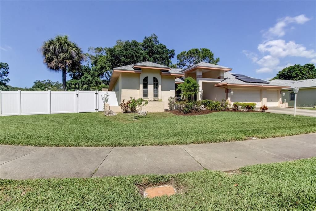 Recently Sold: $675,000 (4 beds, 3 baths, 2794 Square Feet)