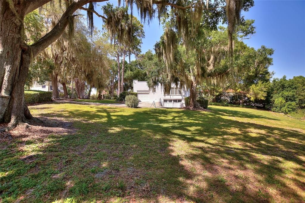 Recently Sold: $425,000 (4 beds, 3 baths, 4041 Square Feet)
