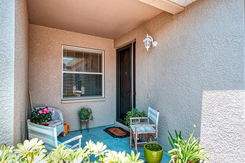 Recently Sold: $250,000 (2 beds, 2 baths, 1306 Square Feet)