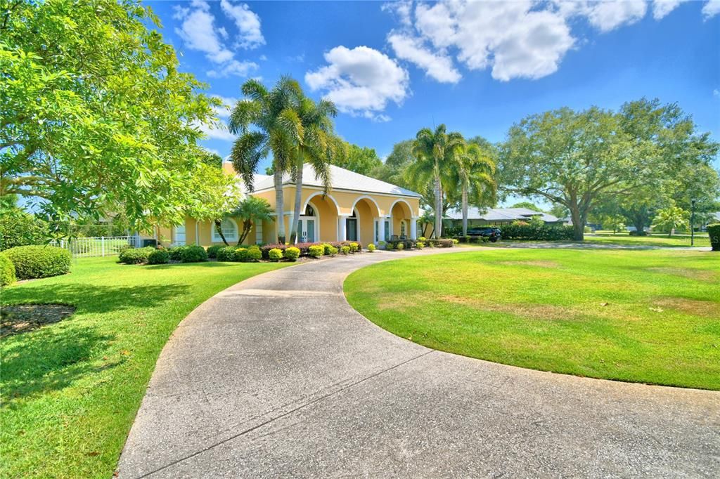 Recently Sold: $635,000 (4 beds, 4 baths, 4335 Square Feet)