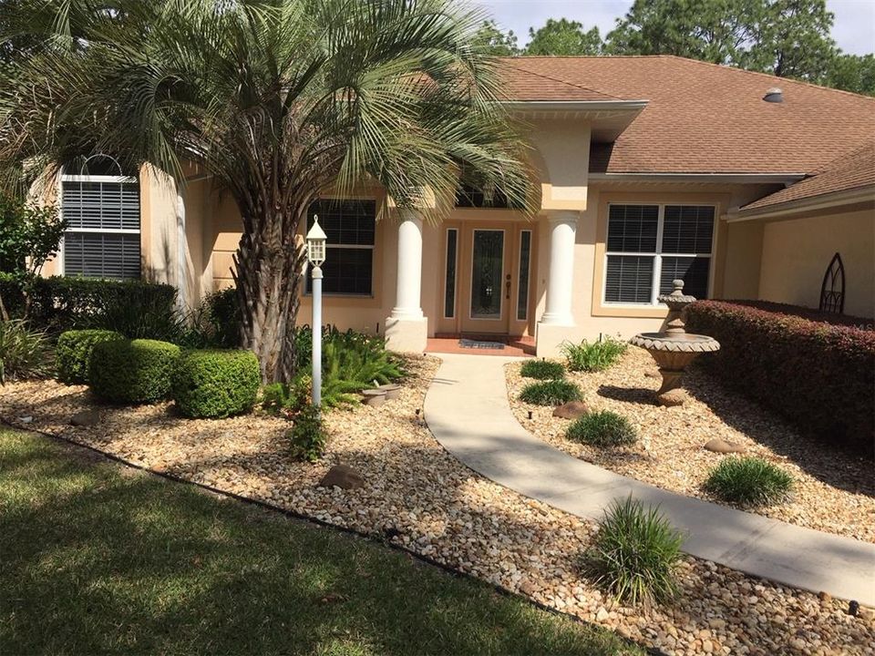 Recently Sold: $369,900 (3 beds, 2 baths, 2207 Square Feet)