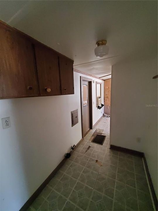 Recently Sold: $39,000 (2 beds, 1 baths, 728 Square Feet)