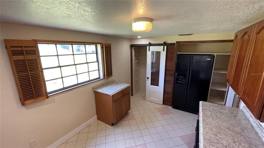 Recently Sold: $349,900 (3 beds, 2 baths, 1609 Square Feet)