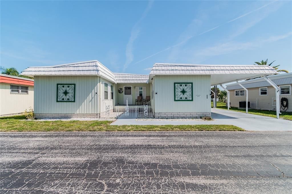 Recently Sold: $110,000 (2 beds, 2 baths, 1178 Square Feet)