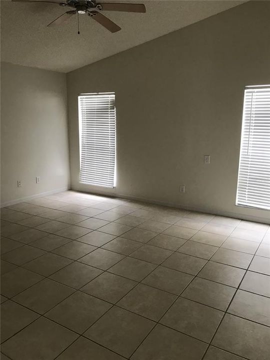Recently Rented: $2,000 (4 beds, 2 baths, 2063 Square Feet)