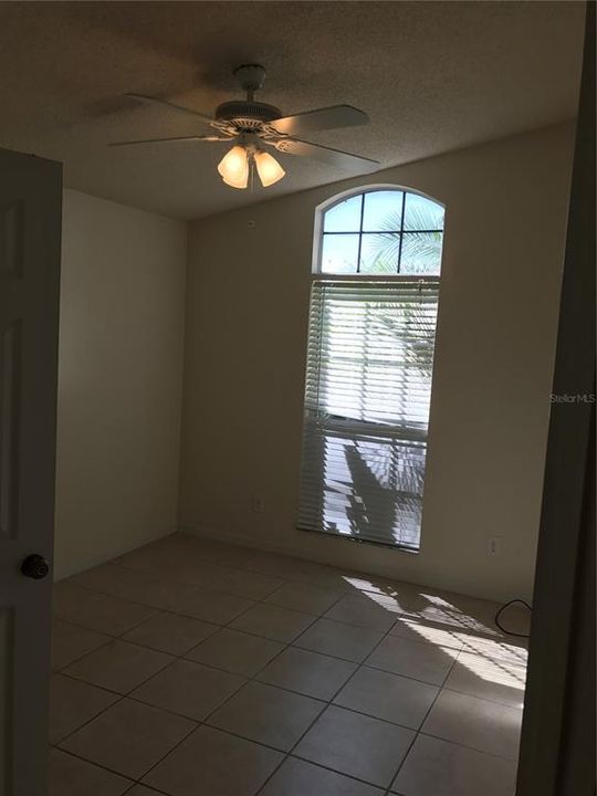 Recently Rented: $2,000 (4 beds, 2 baths, 2063 Square Feet)