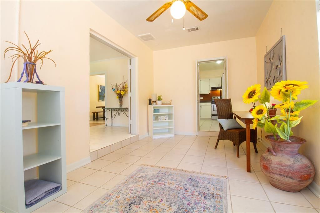 Enter your BONUS room from kitchen or living room. So convenient!