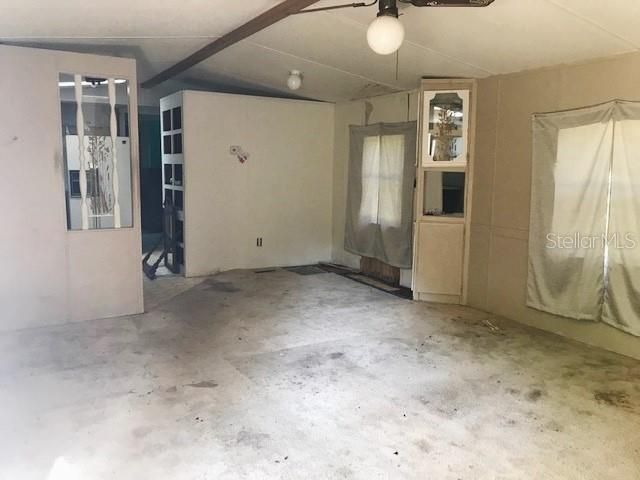 Recently Sold: $45,000 (2 beds, 2 baths, 911 Square Feet)