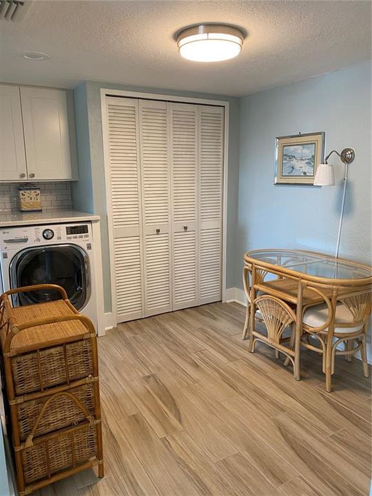 Recently Rented: $2,200 (2 beds, 2 baths, 1250 Square Feet)