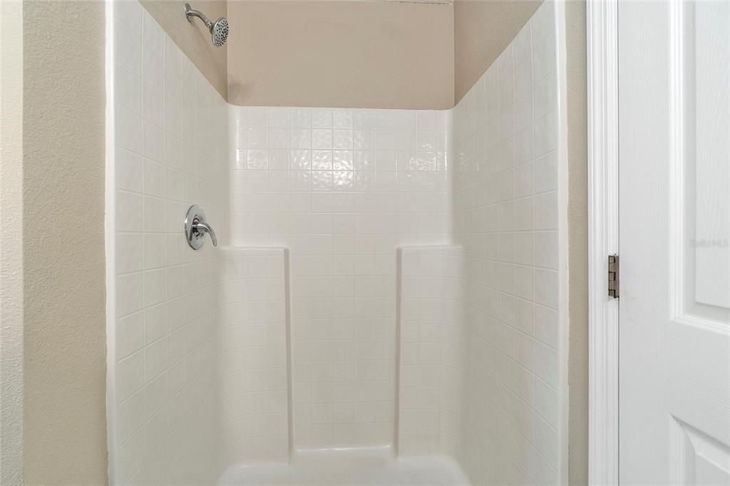 最近售出: $282,000 (4 贝兹, 2 浴室, 2170 平方英尺)