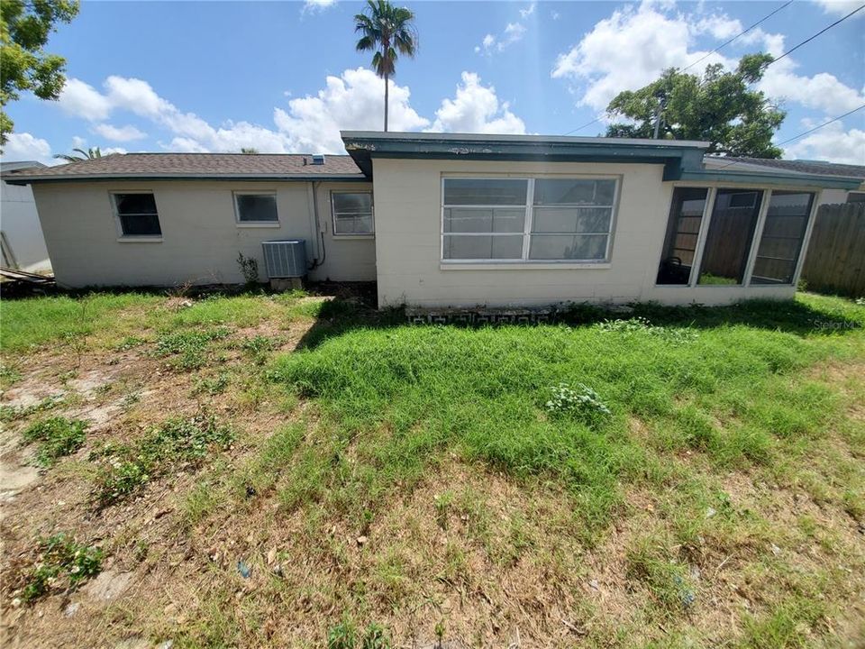 Recently Sold: $89,900 (3 beds, 1 baths, 1340 Square Feet)
