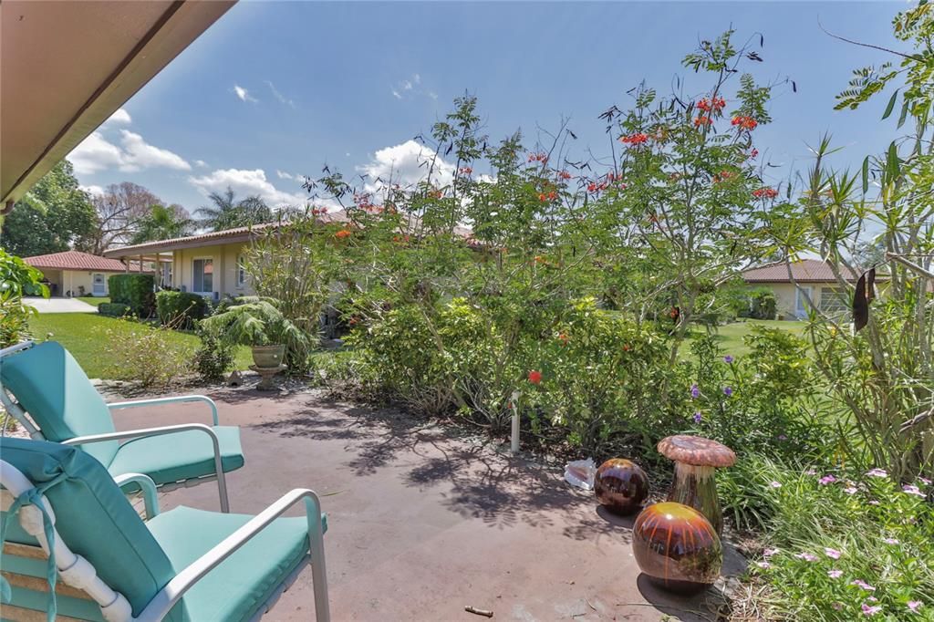 Recently Sold: $180,000 (2 beds, 2 baths, 1230 Square Feet)