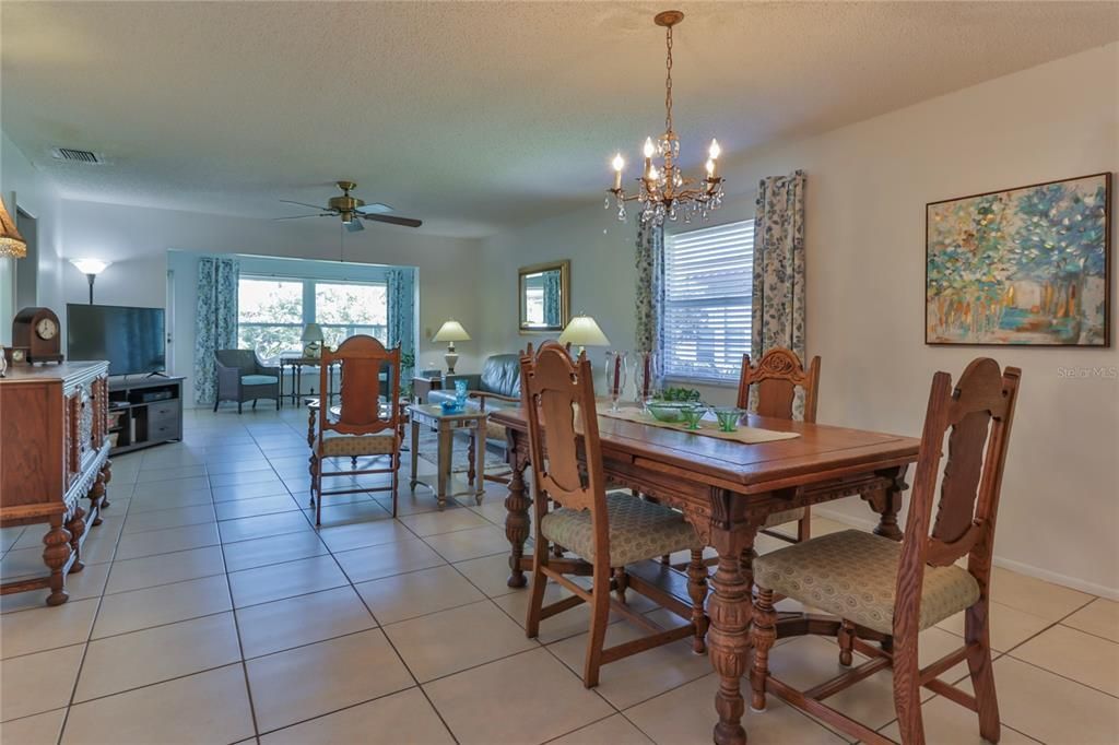 Recently Sold: $180,000 (2 beds, 2 baths, 1230 Square Feet)