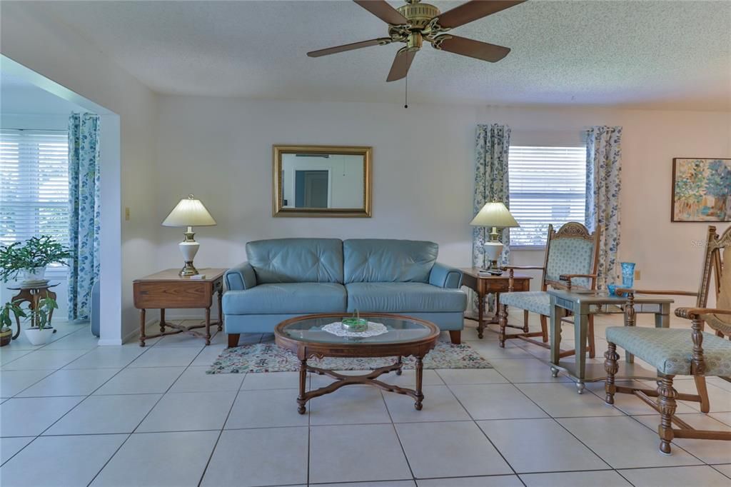 Recently Sold: $180,000 (2 beds, 2 baths, 1230 Square Feet)