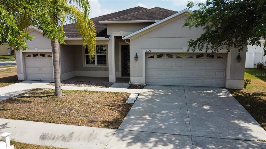 Recently Sold: $340,000 (4 beds, 3 baths, 2407 Square Feet)