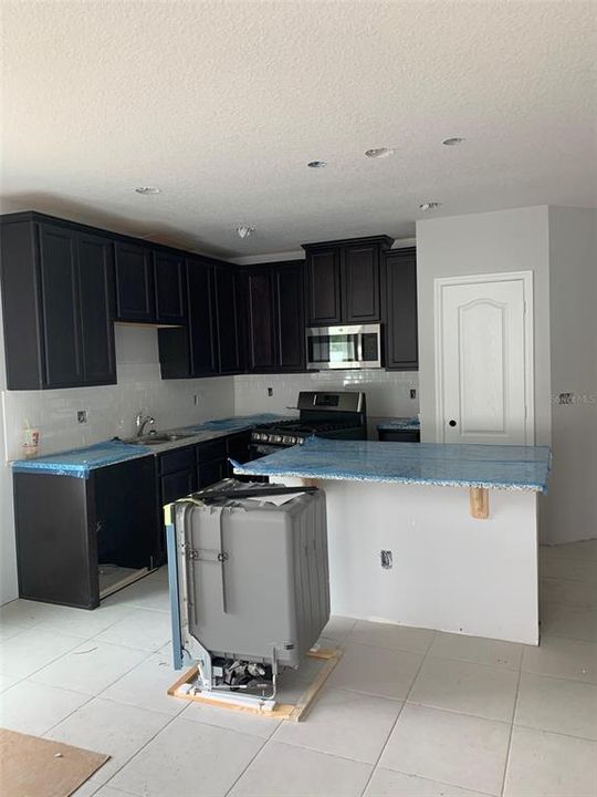Recently Sold: $359,520 (3 beds, 2 baths, 2183 Square Feet)