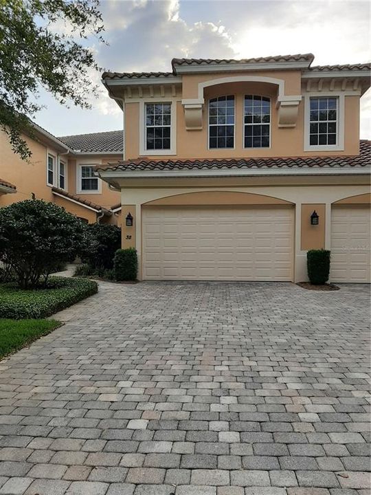 最近售出: $290,000 (2 贝兹, 2 浴室, 2021 平方英尺)