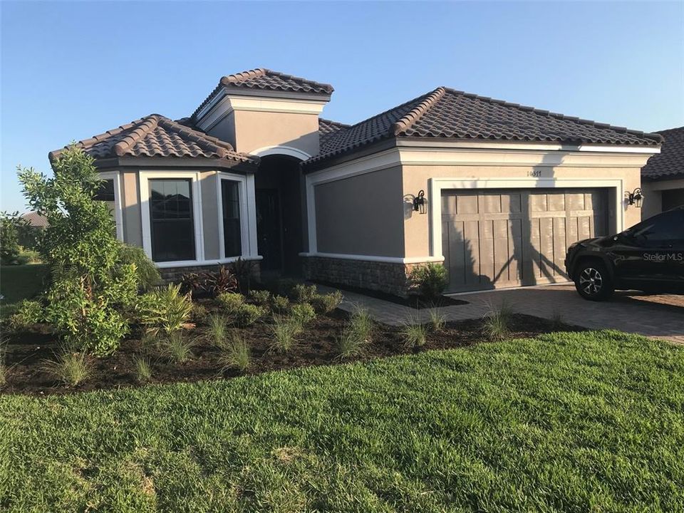 Recently Sold: $450,573 (4 beds, 3 baths, 2275 Square Feet)
