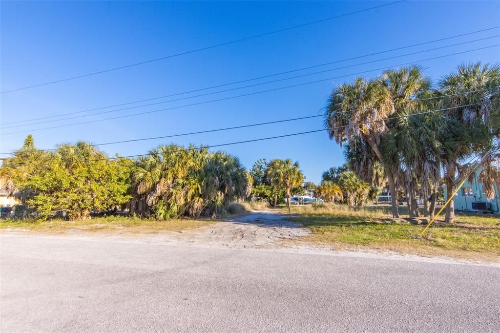 Recently Sold: $1,000,000 (0.38 acres)