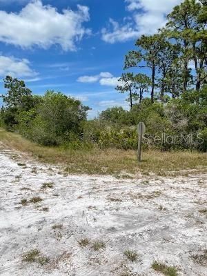 Recently Sold: $8,000 (0.55 acres)