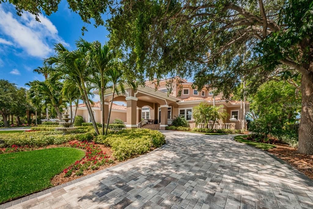 Recently Sold: $9,990,000 (7 beds, 8 baths, 10238 Square Feet)