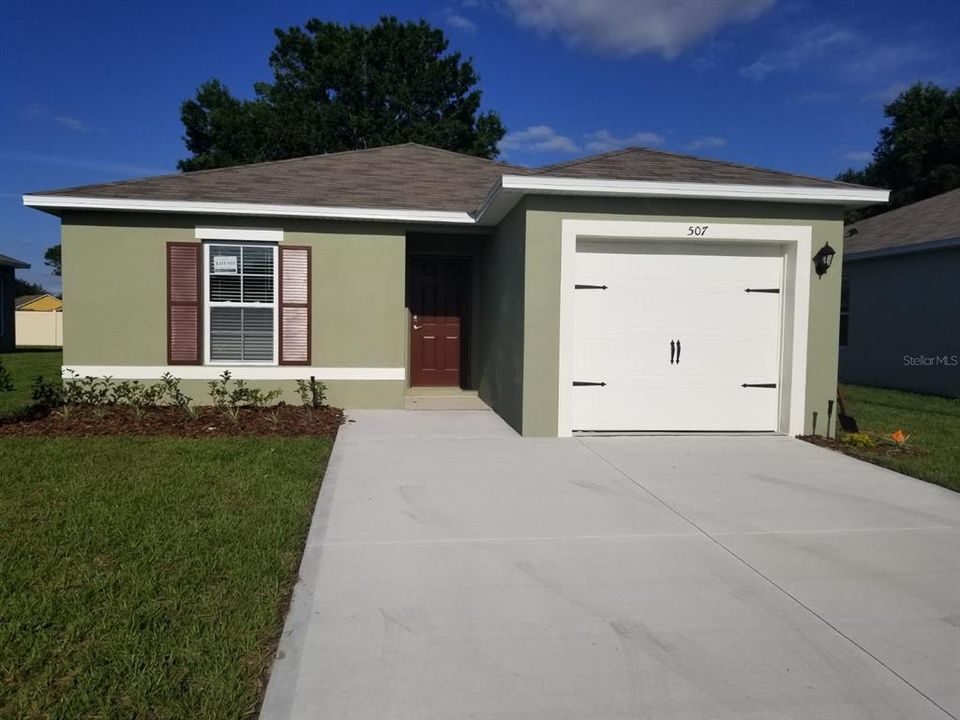 Recently Sold: $262,220 (3 beds, 2 baths, 1752 Square Feet)