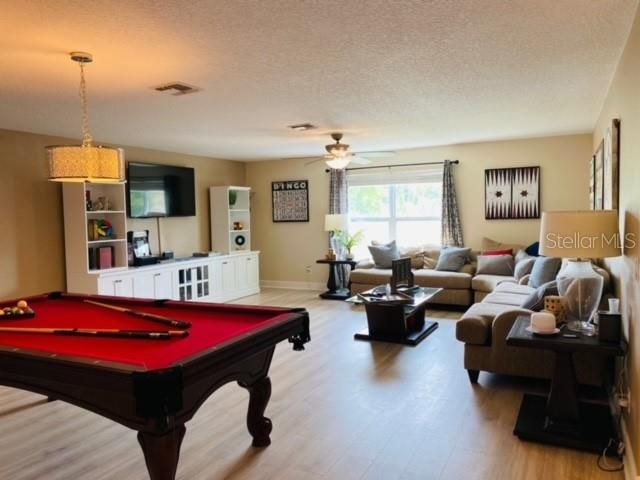 Recently Sold: $660,000 (5 beds, 3 baths, 4733 Square Feet)