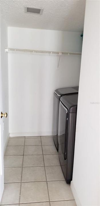 Recently Rented: $3,300 (2 beds, 2 baths, 1320 Square Feet)