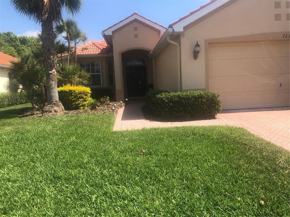 Recently Sold: $446,000 (2 beds, 2 baths, 2159 Square Feet)