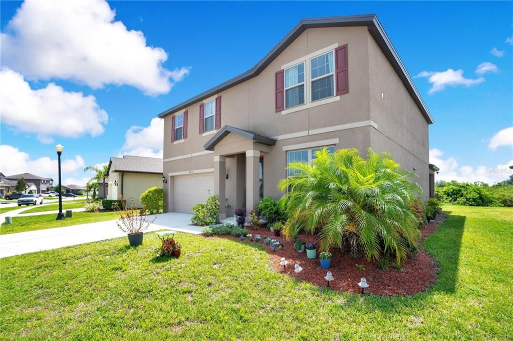 Recently Sold: $330,000 (5 beds, 3 baths, 2693 Square Feet)