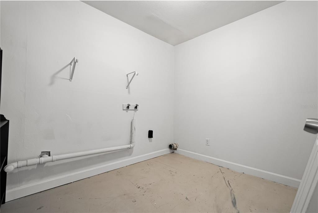 最近售出: $214,900 (3 贝兹, 2 浴室, 1566 平方英尺)
