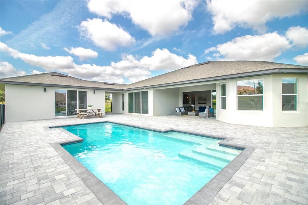 Recently Sold: $1,199,900 (5 beds, 3 baths, 3355 Square Feet)